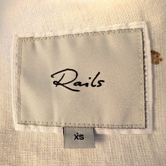 Rails Womens Size XS Charli Safari Cheetah Print Linen Blend Button Blouse Top - Picture 10 of 10